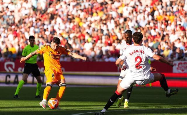 皇马轻取希腊,楚阿梅尼带队取胜 皇马轻取希腊,楚阿梅尼带队取胜