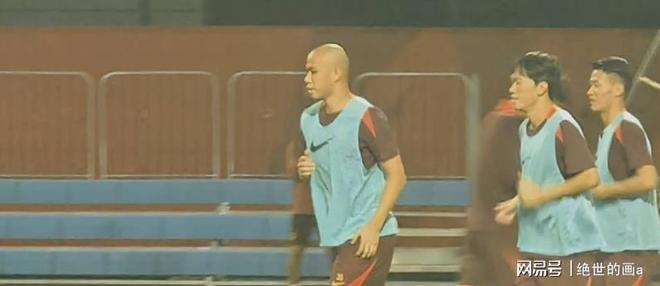 丹麦队翻盘日本队，郑思维状态火热